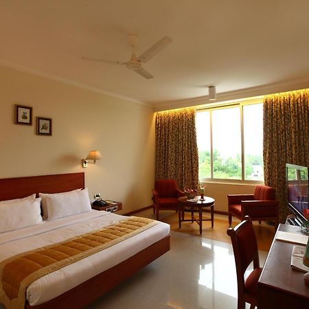 Sangam Hotel, Thanjavur ภายนอก รูปภาพ