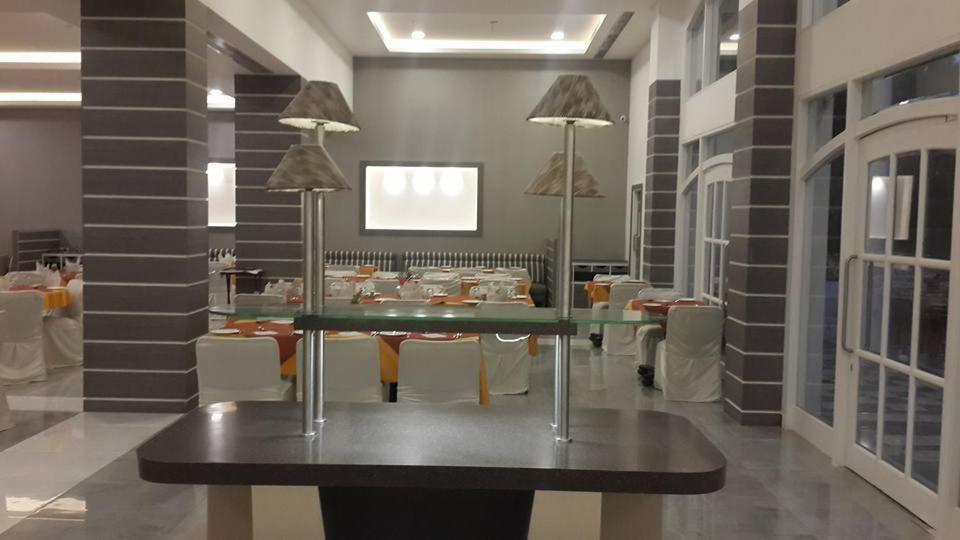 Sangam Hotel, Thanjavur ภายนอก รูปภาพ