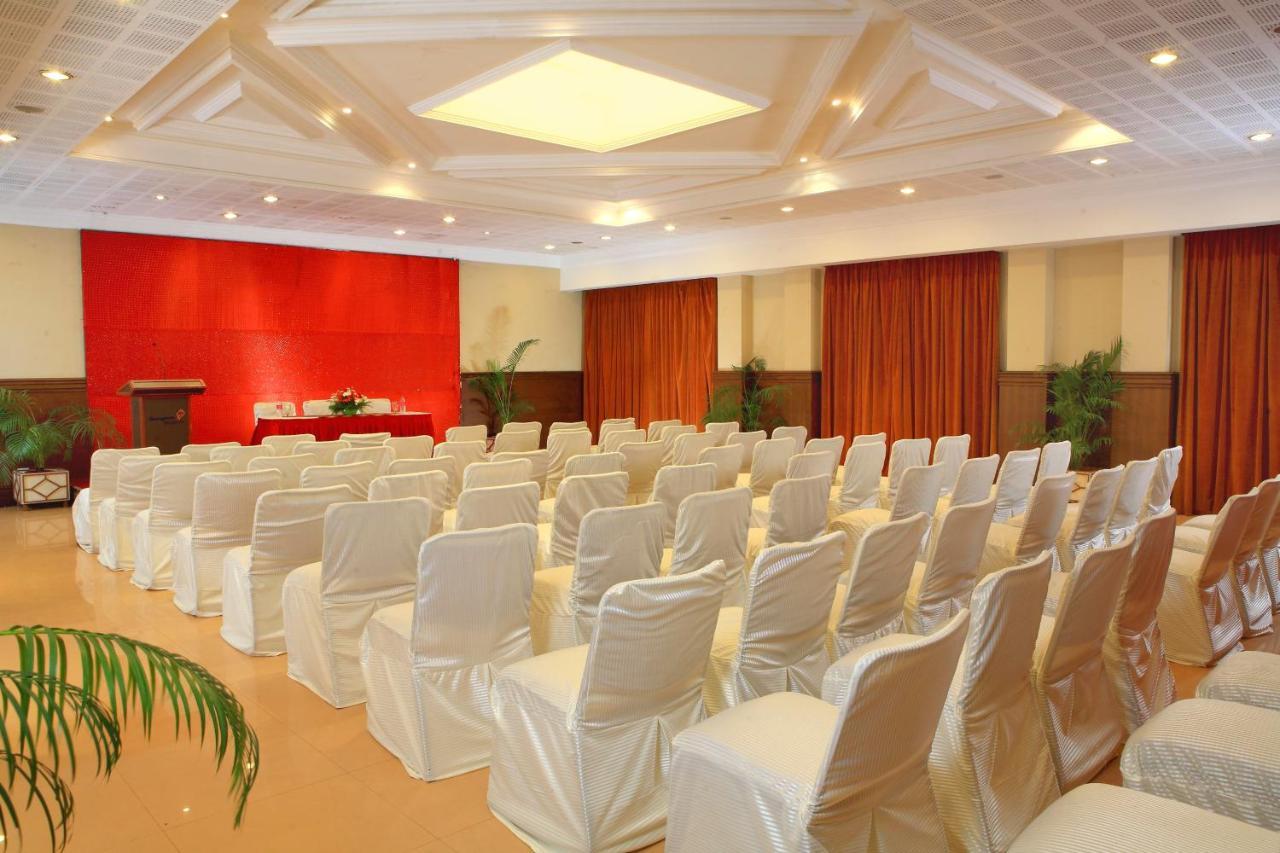 Sangam Hotel, Thanjavur ภายนอก รูปภาพ