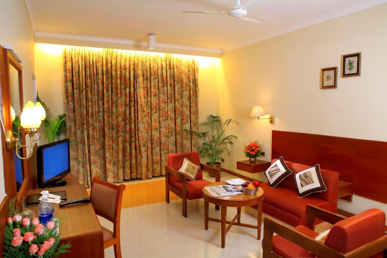 Sangam Hotel, Thanjavur ภายนอก รูปภาพ