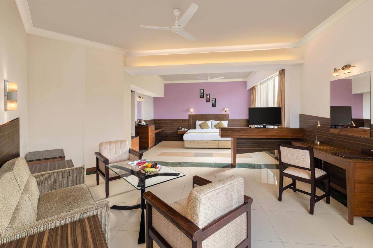 Sangam Hotel, Thanjavur ภายนอก รูปภาพ