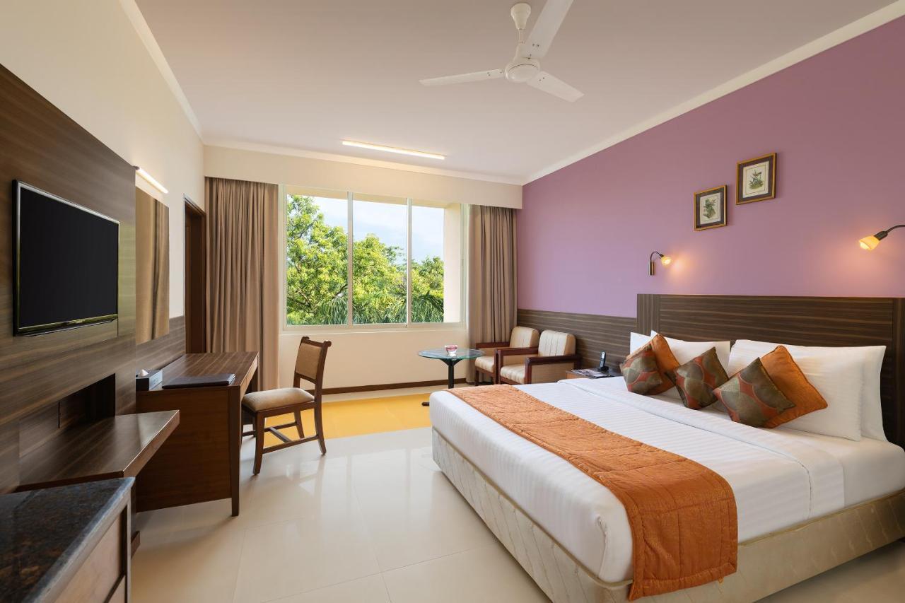 Sangam Hotel, Thanjavur ภายนอก รูปภาพ