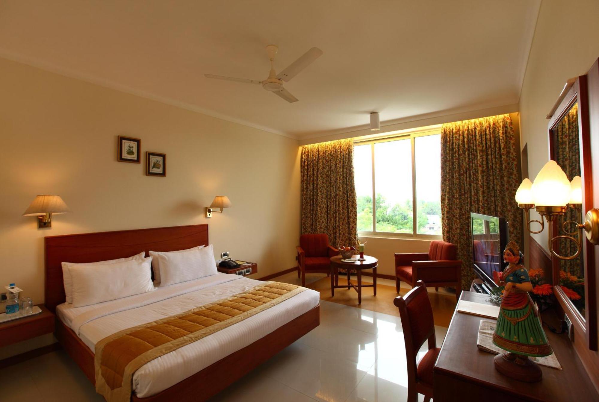 Sangam Hotel, Thanjavur ภายนอก รูปภาพ