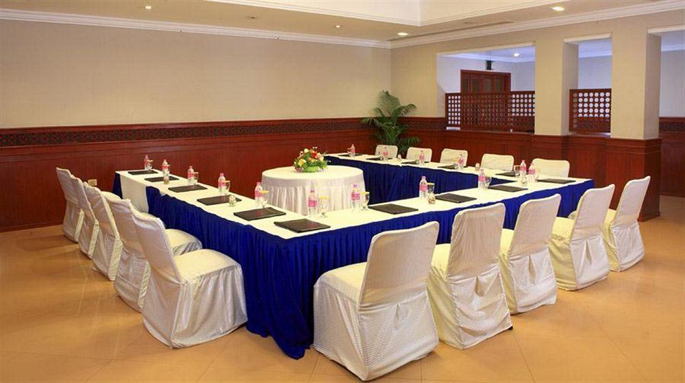 Sangam Hotel, Thanjavur ภายนอก รูปภาพ